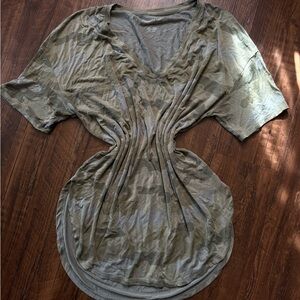 American Eagle Outfitters Soft & Sexy Camo V-Neck Tshirt